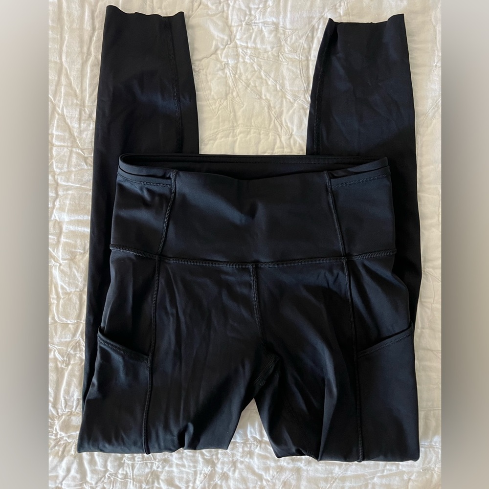 Lululemon Fast and Free Leggings Size 4 in Black